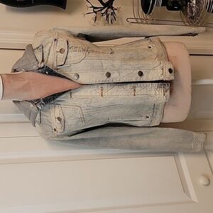 ~RARE~ All About Eve Distressed Denim Jacket w/ Removable Hoodie, size 10, NWOT